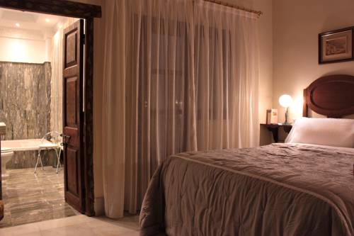 Imagen de la habitación del Hotel Rosa de Comares. Foto 3