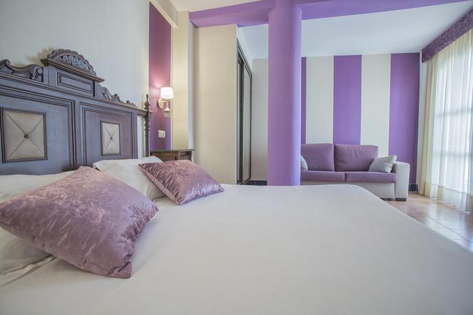 Imagen de la habitación del Hotel Rosaleda De Don Pedro. Foto 4