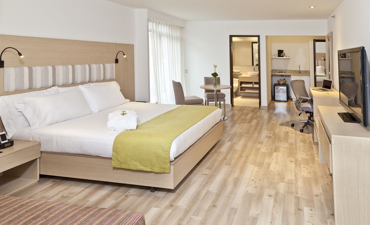 Imagen general del Hotel Rosales Plaza. Foto 2