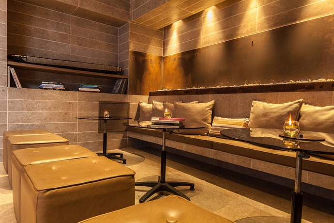 Imagen de los interiores del Hotel Rosales Plaza. Foto 13