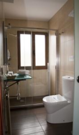 Imagen de la habitación del Hotel Rosalía de Castro. Foto 4