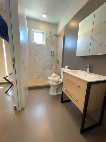 Imagen de la habitación del Hotel Rosalina Ocean Park. Foto 15