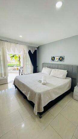 Imagen general del Hotel Rosalinda Campestre del Llano. Foto 11