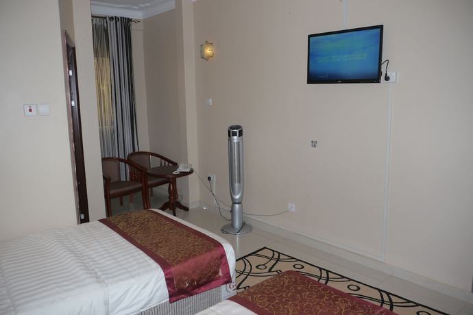 Imagen de la habitación del Hotel Rosaline Suites. Foto 6