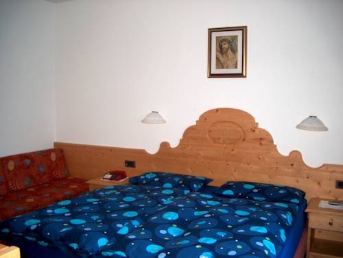 Imagen de la habitación del Hotel Rosalpina. Foto 2