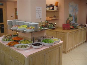 Imagen del bar/restaurante del Hotel Rosalpina, Folgaria. Foto 2