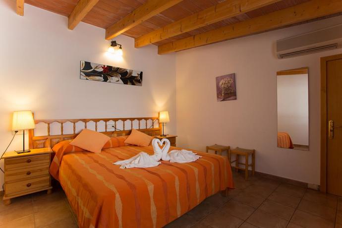 Imagen de la habitación del Hotel Rosamar, Es Pujols. Foto 12