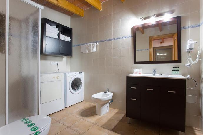 Imagen de la habitación del Hotel Rosamar, Es Pujols. Foto 15