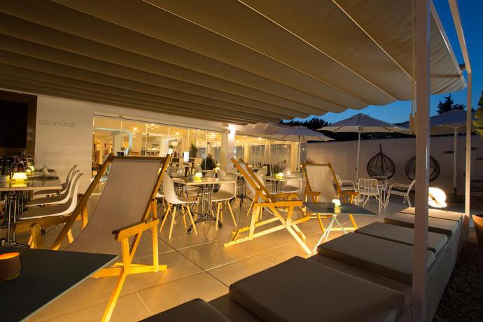 Imagen del bar/restaurante del Hotel Rosamar, Es Pujols. Foto 4