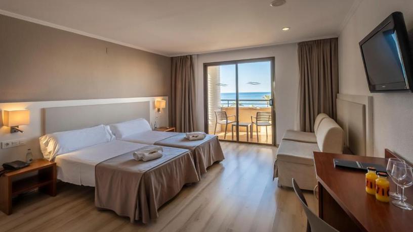 Imagen de la habitación del Hotel Rosamar and Spa. Foto 23