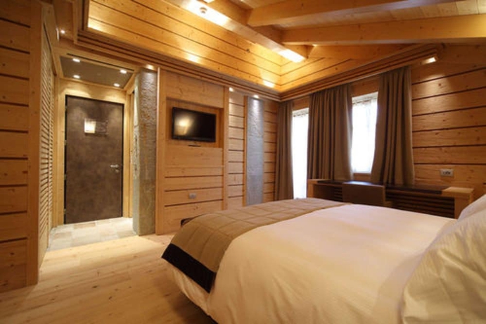 Imagen de la habitación del Hotel Rosapetra Spa Resort. Foto 3