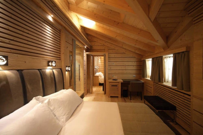 Imagen de la habitación del Hotel Rosapetra Spa Resort. Foto 9