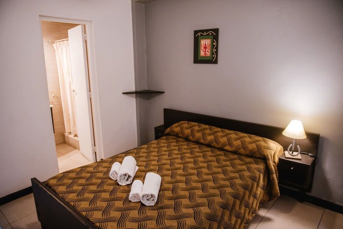 Imagen de la habitación del Hotel Rosario. Foto 19