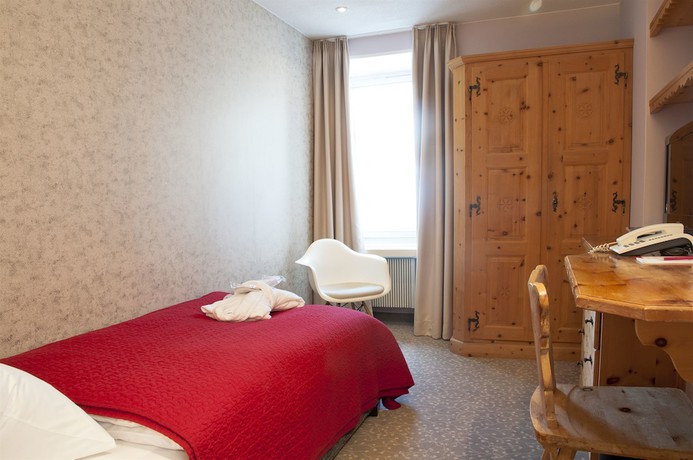 Imagen de la habitación del Hotel Rosatsch. Foto 6
