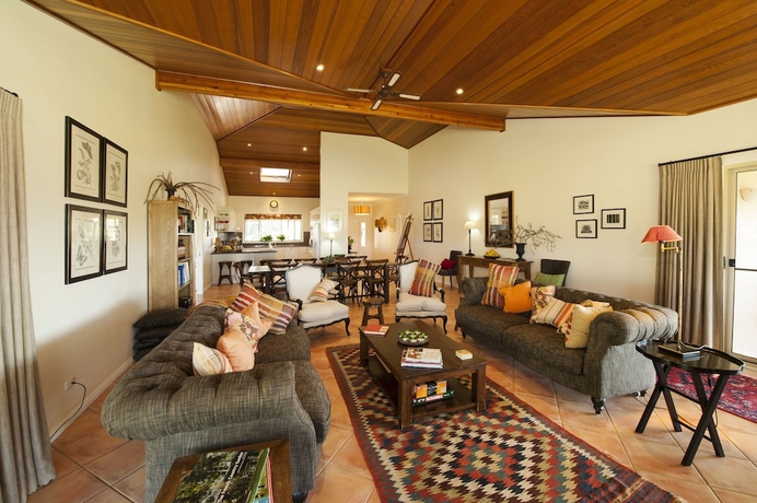 Imagen del bar/restaurante del Hotel Rosby Guesthouse. Foto 3