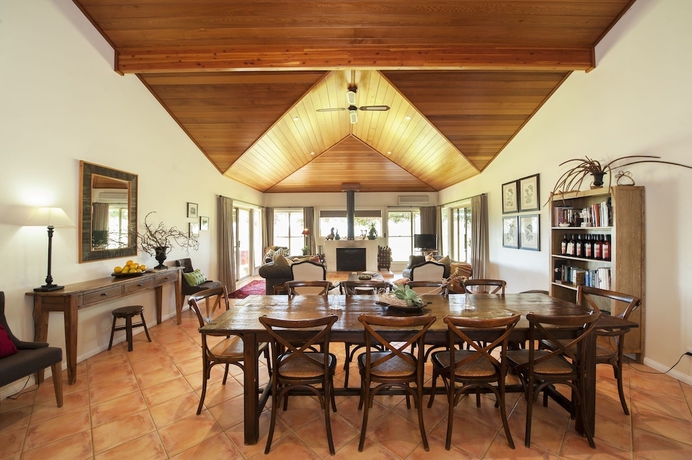 Imagen del bar/restaurante del Hotel Rosby Guesthouse. Foto 7