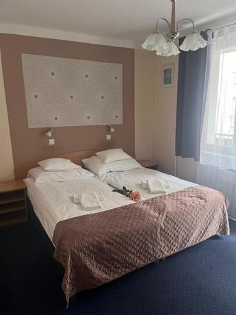 Imagen de la habitación del Hotel Rose City. Foto 5