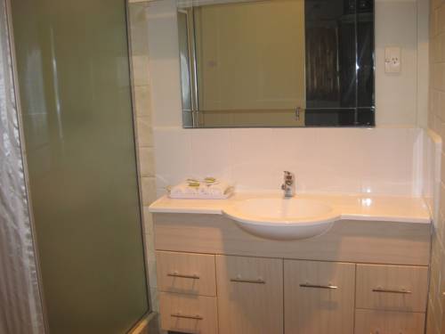 Imagen de la habitación del Hotel Rose City Motor Inn. Foto 5