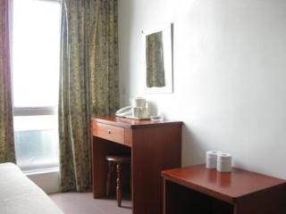 Imagen general del Hotel Rose Cottage Hotel Taman Daya. Foto 13