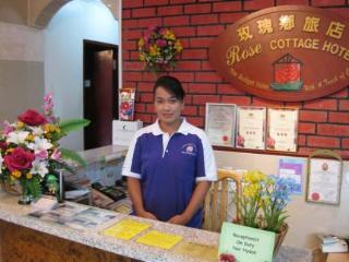 Imagen general del Hotel Rose Cottage Hotel Taman Nusa Bestari 2. Foto 10