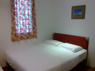 Imagen general del Hotel Rose Cottage Hotel Taman Nusa Cemerlang. Foto 6