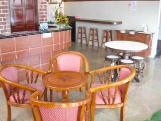 Imagen general del Hotel Rose Cottage Hotel Taman Perling. Foto 10