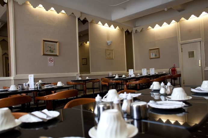 Imagen del bar/restaurante del Hotel Rose Court. Foto 3