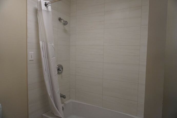 Imagen general del Hotel Rose Garden Inn, Santa Barbara. Foto 5