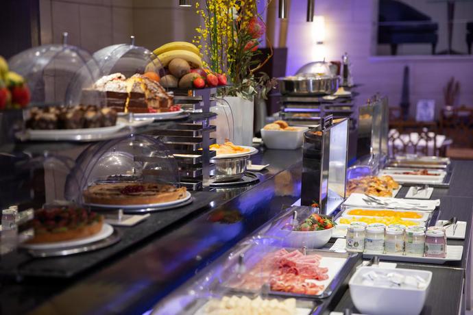 Imagen general del Hotel Rose Garden Palace Roma. Foto 13