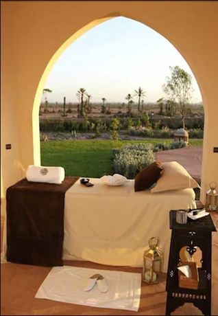 Imagen de los interiores del Hotel Rose Garden Resort and Spa. Foto 16