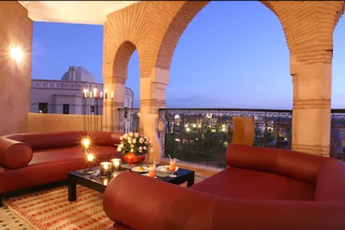 Imagen del bar/restaurante del Hotel Rose Garden Resort and Spa. Foto 6