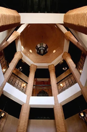 Imagen de los interiores del Hotel Rose Garden Resort and Spa. Foto 17