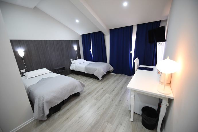 Imagen de la habitación del Hotel Rose Garden, Shkoder. Foto 4