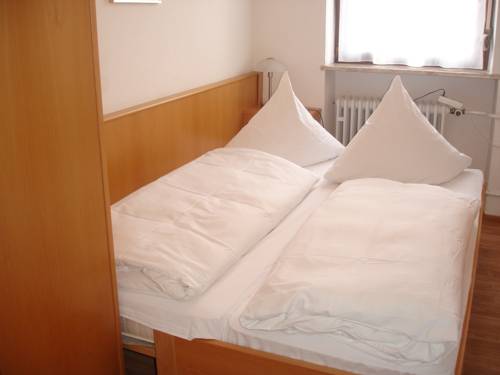 Imagen de la habitación del Hotel Rose, Heidelberg. Foto 15