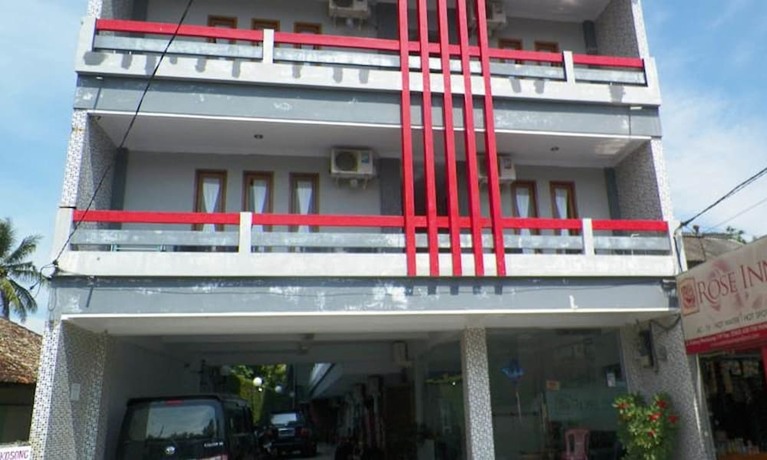 Imagen general del Hotel Rose Inn, Pangandaran. Foto 2