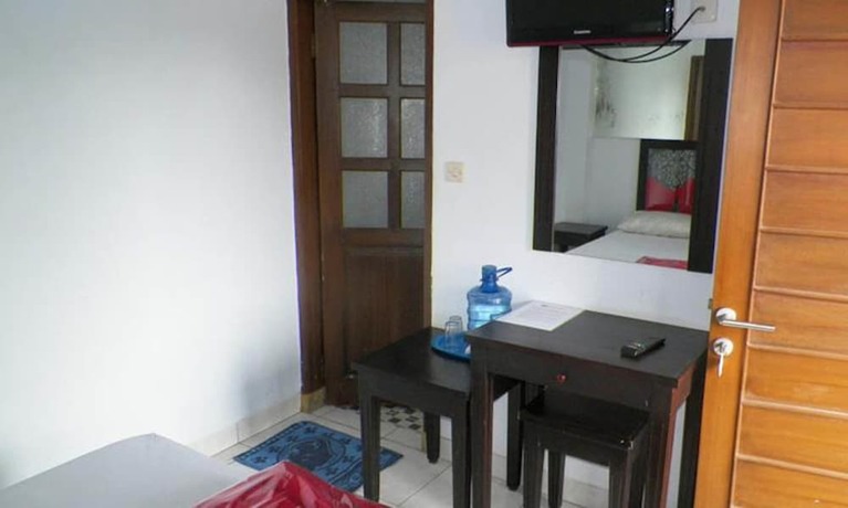 Imagen de la habitación del Hotel Rose Inn, Pangandaran. Foto 3