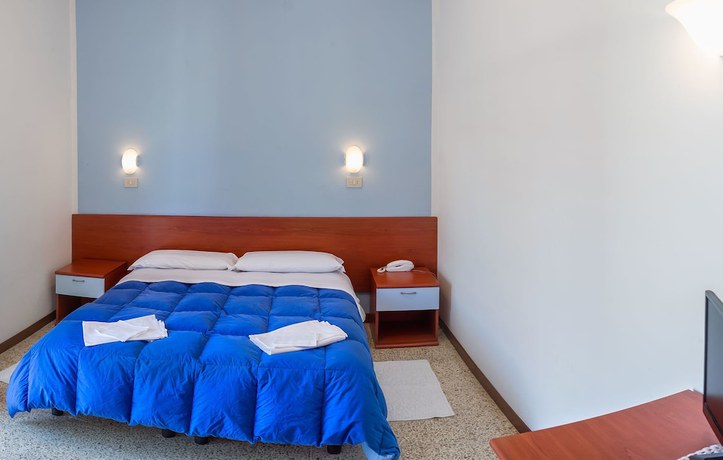 Imagen de la habitación del Hotel Rose Nuove. Foto 10