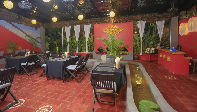 Imagen del bar/restaurante del Hotel Rose Royal Boutique. Foto 2