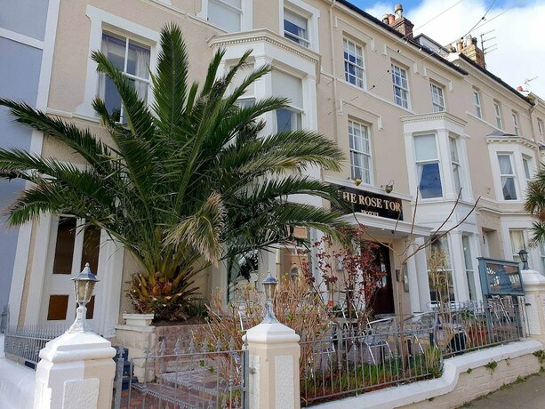 Imagen general del Hotel Rose Tor. Foto 1