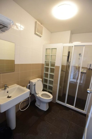 Imagen de la habitación del Hotel Rose Villa Resort. Foto 2