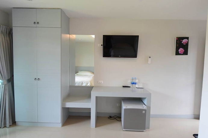 Imagen de la habitación del Hotel Rose Villa Resort. Foto 4