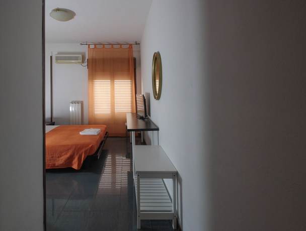Imagen de la habitación del Hotel Rose and Crown, Correggio. Foto 10