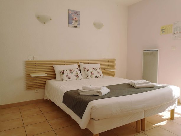 Imagen de la habitación del Hotel Rose des vents. Foto 2