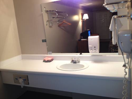 Imagen de la habitación del Hotel Rosebud Inn. Foto 10