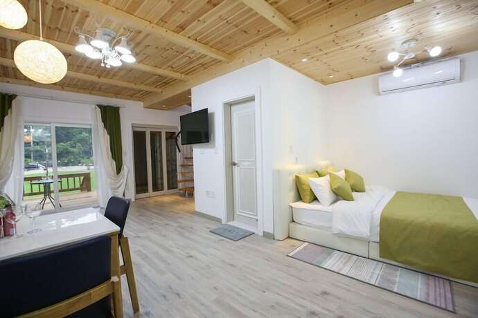 Imagen general del Hotel Rosedeil. Foto 10