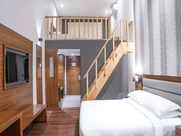 Imagen general del Hotel Rosefinch Sarovar Portico Bhimtal. Foto 1