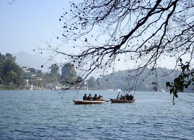 Imagen general del Hotel Rosefinch Sarovar Portico Bhimtal. Foto 4