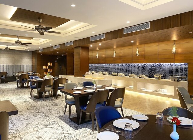 Imagen general del Hotel Rosefinch Sarovar Portico Bhimtal. Foto 8