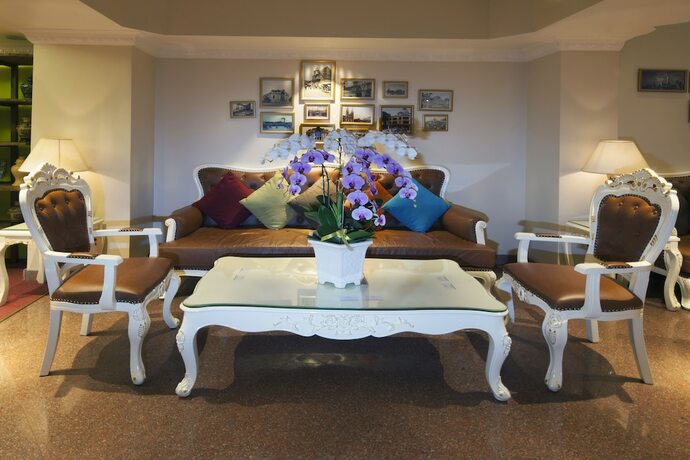 Imagen de los interiores del Hotel Roseland Corp. Foto 38