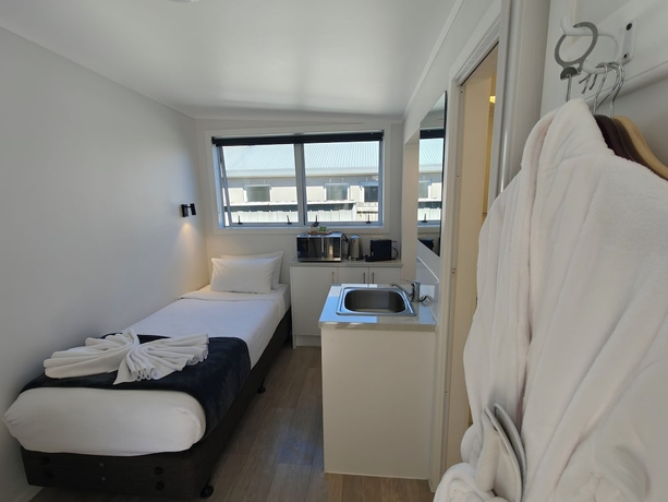 Imagen de la habitación del Hotel Roselands Motel. Foto 2